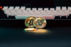 Velos Markets黄金交易全攻略：从平台架构到实战策略