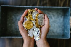 穿透市场迷雾的黄金舵手：Velos Markets威马证券跻身海外交易平台前五
